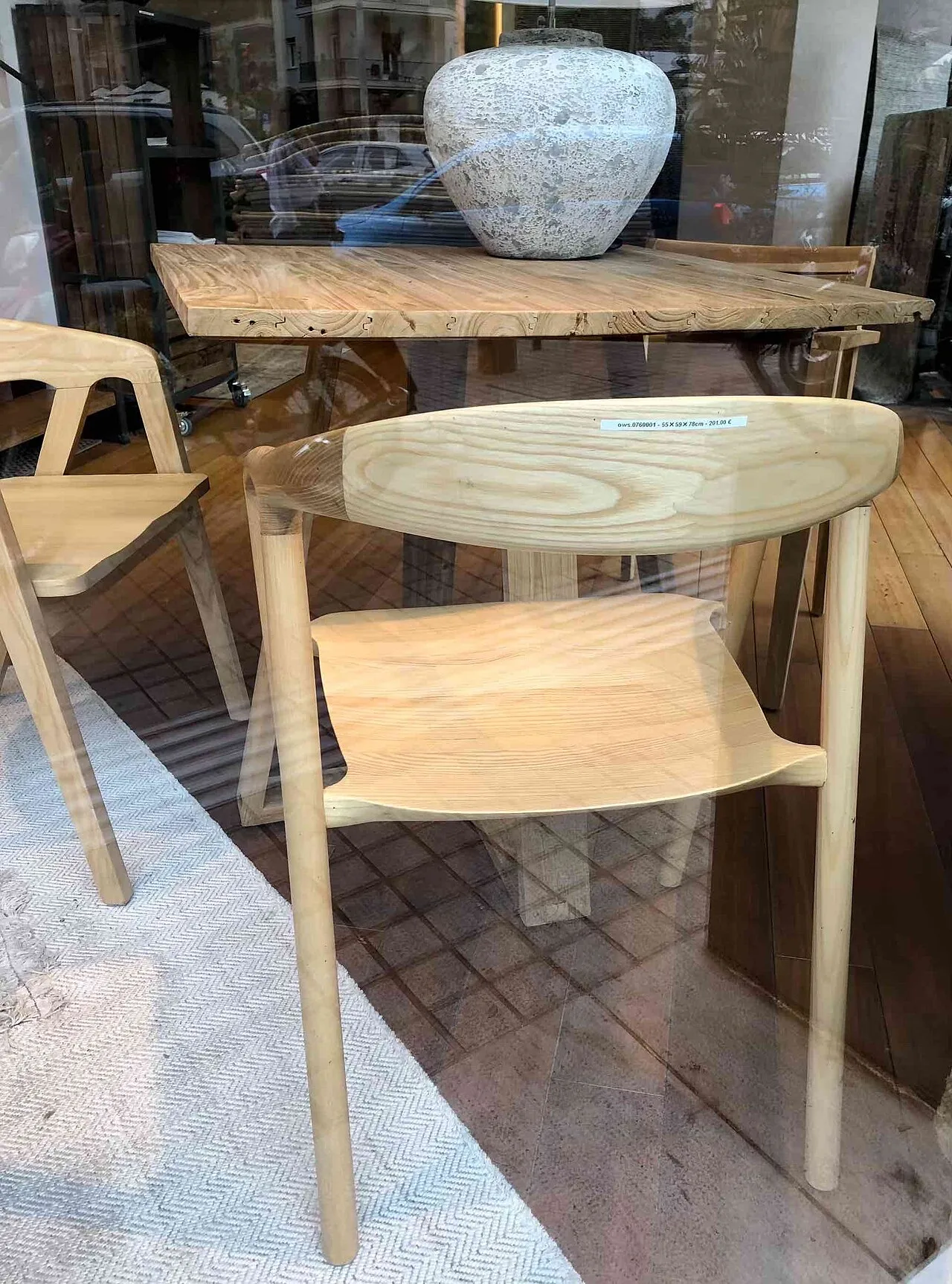 Furniture and home furnishings sourcing category